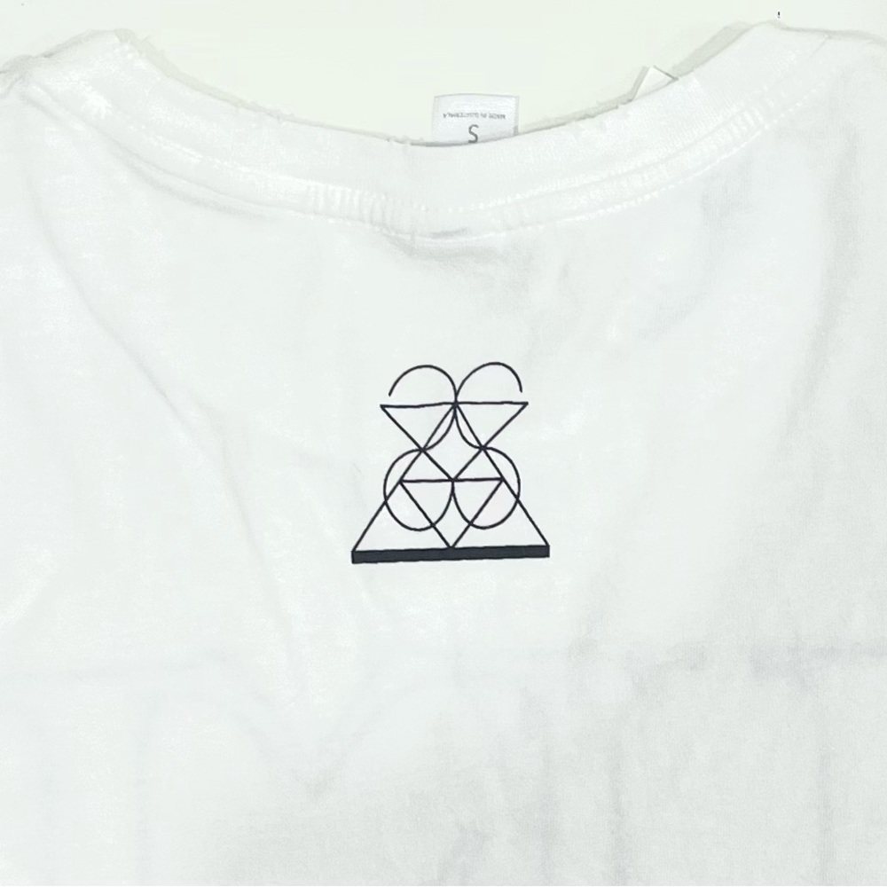 Jet Lag Tee - Picture 2 of 3